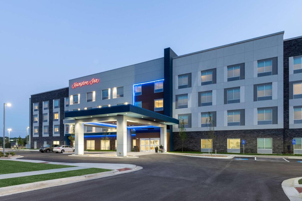 Hampton Inn Kansas City Southeast, Mo Экстерьер фото