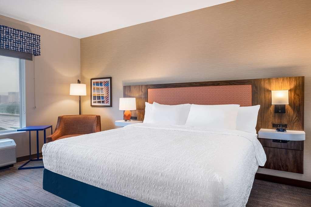Hampton Inn Kansas City Southeast, Mo Номер фото