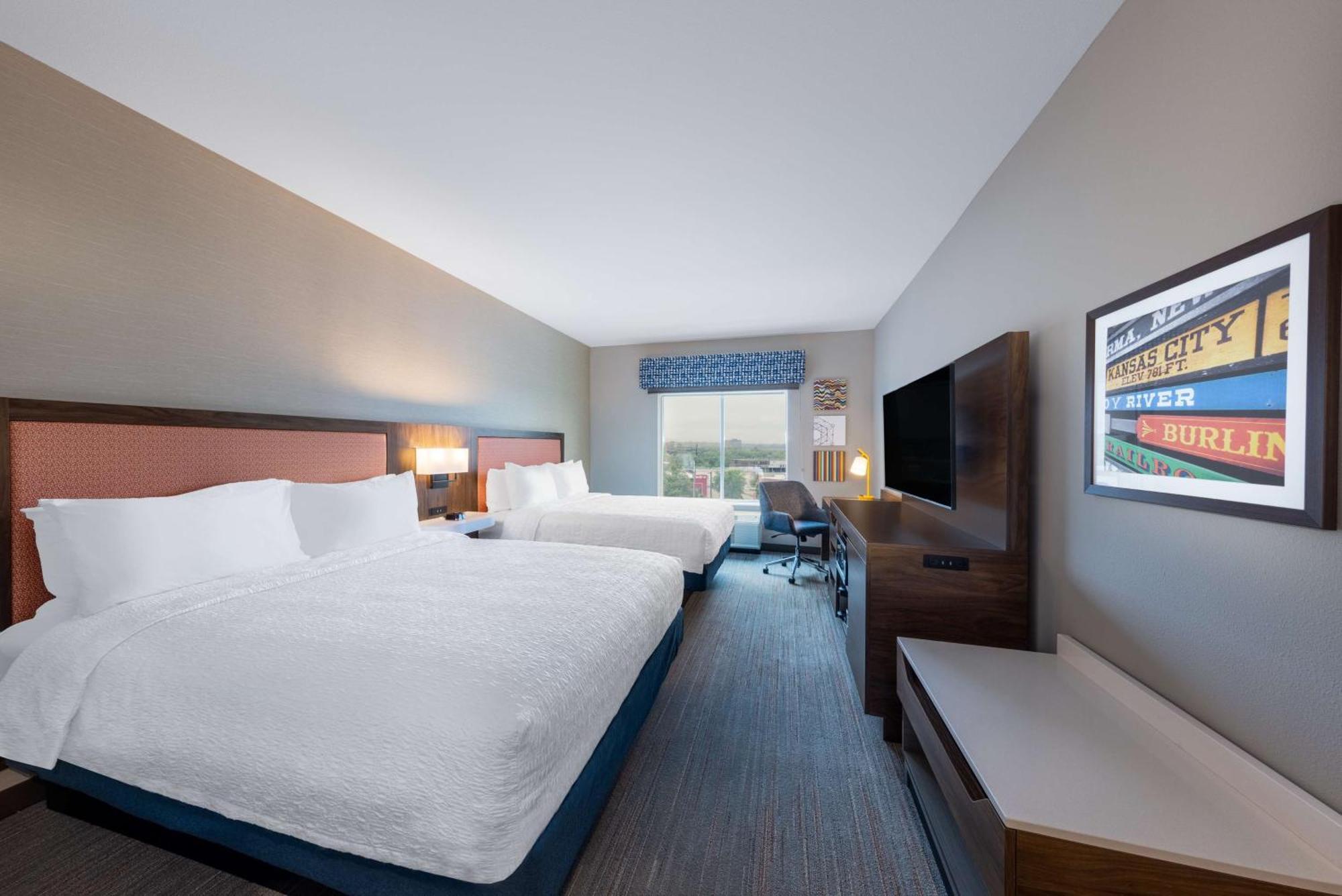 Hampton Inn Kansas City Southeast, Mo Экстерьер фото