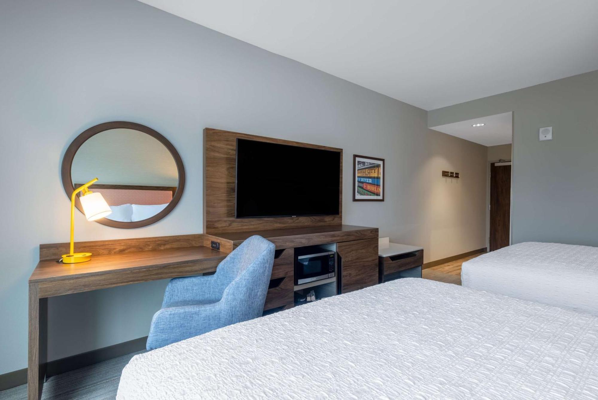Hampton Inn Kansas City Southeast, Mo Экстерьер фото