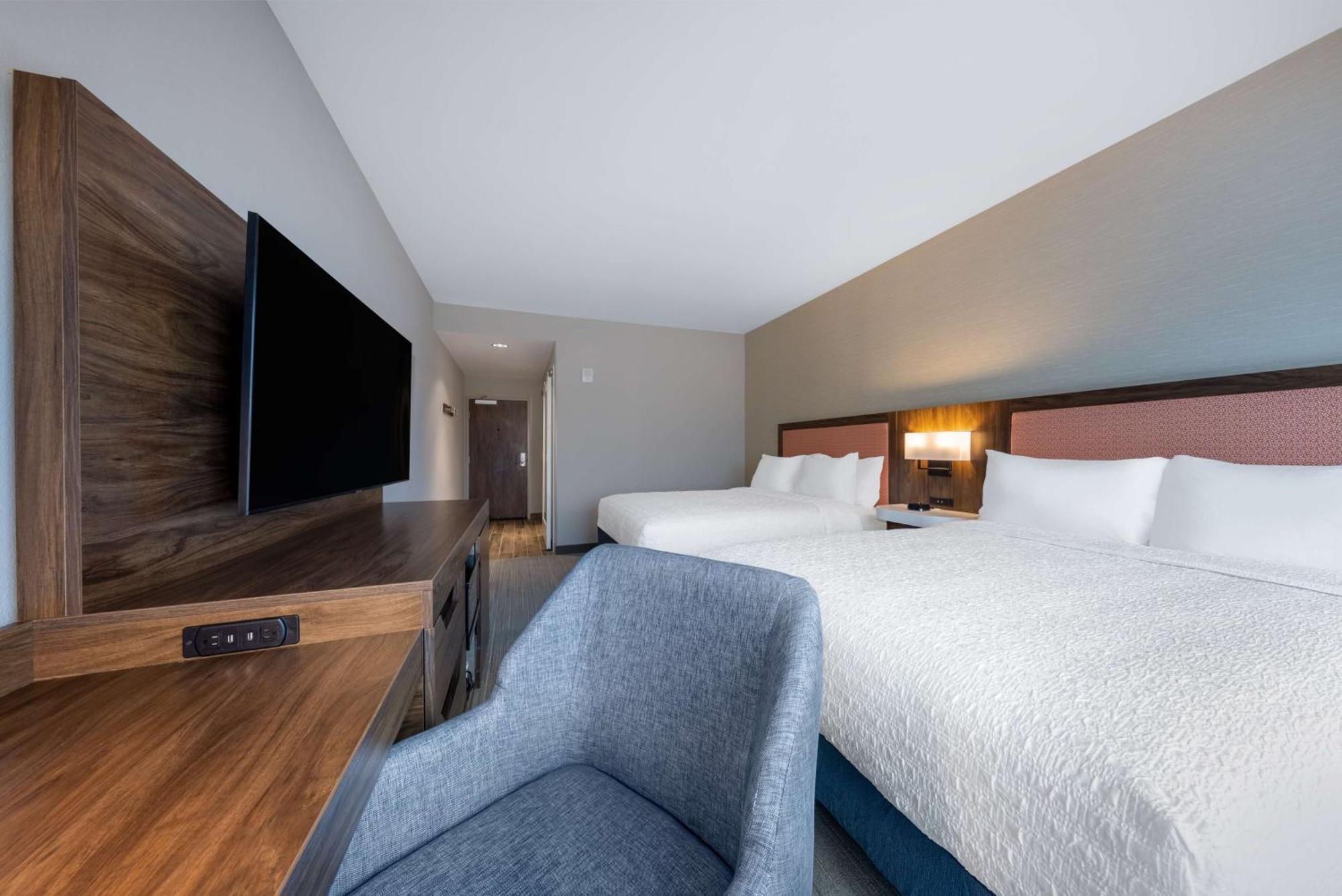Hampton Inn Kansas City Southeast, Mo Экстерьер фото