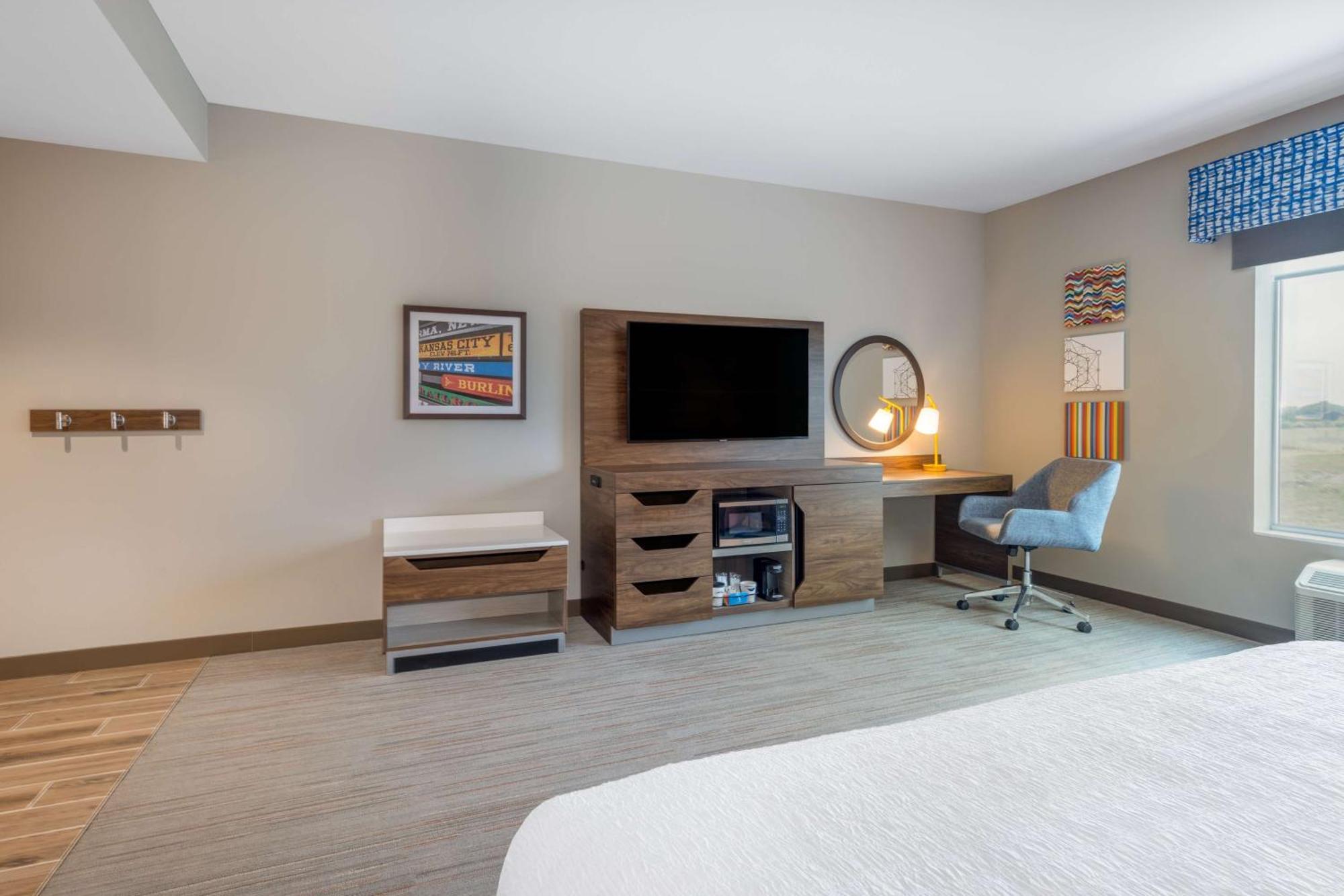 Hampton Inn Kansas City Southeast, Mo Экстерьер фото