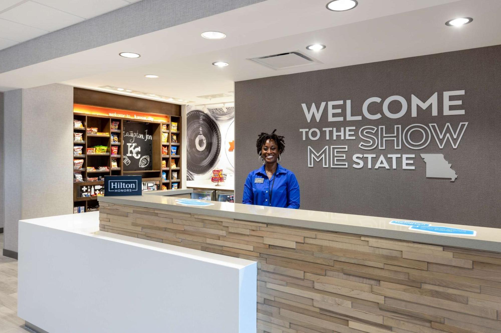 Hampton Inn Kansas City Southeast, Mo Экстерьер фото